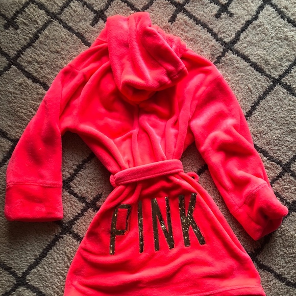 PINK Victoria's Secret Other - PINK Bath Robe